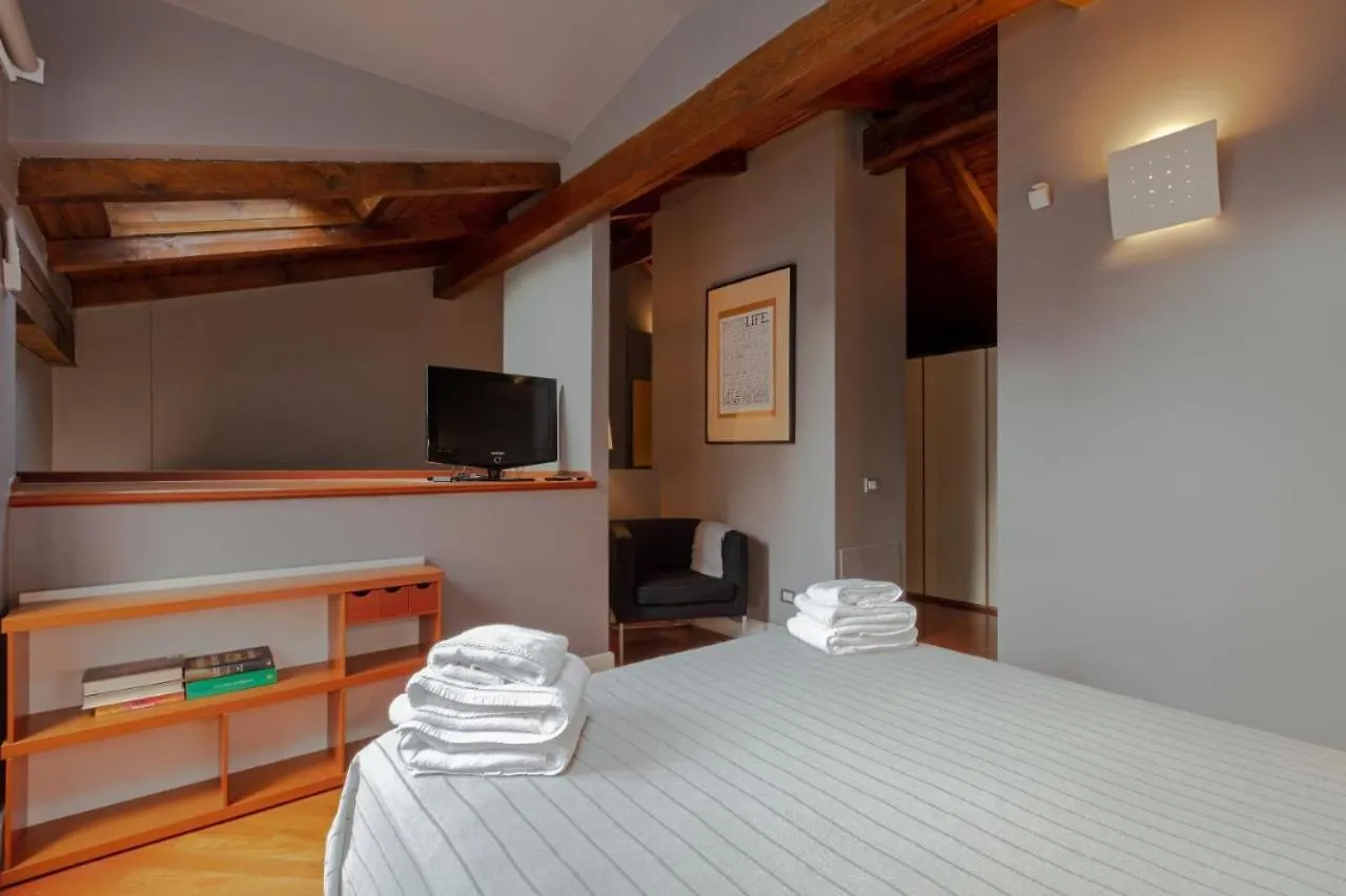 6Mz Apartment Milano